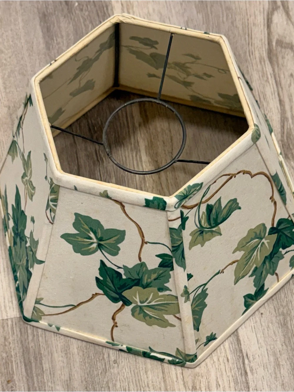 Vintage Ivy Leaves Fabric Hexagon Fabric Oil Lamp Shade Chimney Hurricane
